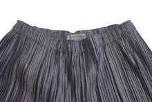 画像をギャラリービューアに読み込む, 極美品 PLEATS PLEASE ISSEY MIYAKE プリーツプリーズ イッセイミヤケ 16AW MONTHLY プリーツ パンツ PP63-JF222 シルバー サイズ3 中古 4c068559