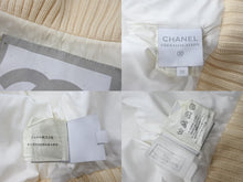画像をギャラリービューアに読み込む, CHANEL シャネル スポーツライン リバーシブル ダウンジャケット B1627 イタリア製 ナイロン アイボリー サイズ38 良品 中古 4c068593