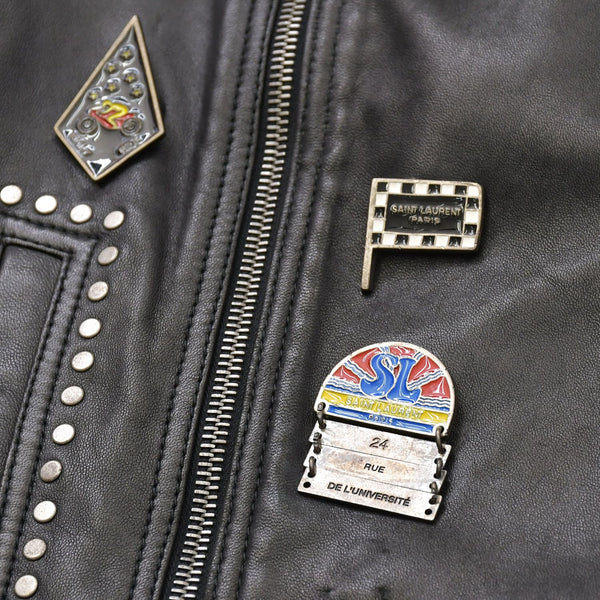 極美品 SAINT LAURENT PARIS サンローランパリ 18AW 530735 マルチピンバッジアンドスタッズ モーターサイクルレザージャケット サイズ34 中古 4a006861