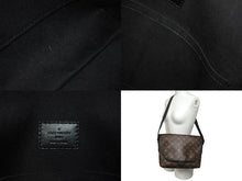 Load image into Gallery viewer, LouisVuitton ルイヴィトン マグネティック メッセンジャー ショルダーバッグ モノグラム・マカサー M45557 美品 中古 4c068610