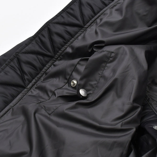 極美品 SACAI サカイ ナイロンツイル ブルゾン MA-1 ボンバージャケット SCM-051 サイズ4 ブラック アウター 中古 4a006864