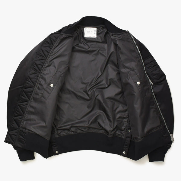 極美品 SACAI サカイ ナイロンツイル ブルゾン MA-1 ボンバージャケット SCM-051 サイズ4 ブラック アウター 中古 4a006864