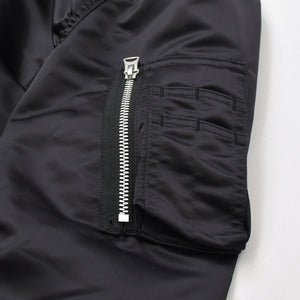 極美品 SACAI サカイ ナイロンツイル ブルゾン MA-1 ボンバージャケット SCM-051 サイズ4 ブラック アウター 中古 4a006864