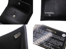 画像をギャラリービューアに読み込む, CHANEL シャネル 三つ折り財布 コンパクトウォレット ココマーク 29番台 キャビアスキン ブラック 美品 中古 4c068724