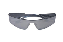 Load image into Gallery viewer, BALENCIAGA バレンシアガ Mono Rectangle サングラス BB0041S サイズ99□1-125 シルバー プラスチック 良品 中古 4c068755