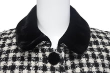 画像をギャラリービューアに読み込む, MOSCHINO モスキーノ ツイードジャケット イタリア製 ウール モヘア ファイバー ホワイト ブラック サイズL 美品 中古 4c068885