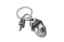画像をギャラリービューアに読み込む, CHROME HEARTS クロムハーツ リップアンドタン スプリットダガー キーリング 重量55.5g シルバー925 2002刻印 美品 中古 4c068902