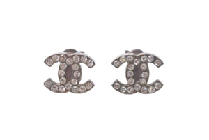 CHANEL シャネル ココマーク ピアス アクセサリー 両耳 00T刻印 1.0g メタル シルバー シルバー 美品 中古 4c068920