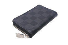 Load image into Gallery viewer, LouisVuitton ルイヴィトン ジッピーコインパース ダミエグラフィット N63076 フランス製 PVC ブラック シルバー 美品 中古 4c069003