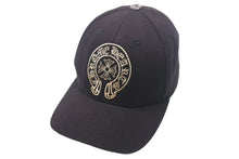 画像をギャラリービューアに読み込む, CHROME HEARTS クロムハーツ キャップ ホースシュー クロスボール CHプラス スクロールラベル 刺繍 ブラック コットン シルバー925 良品 中古 4c069096