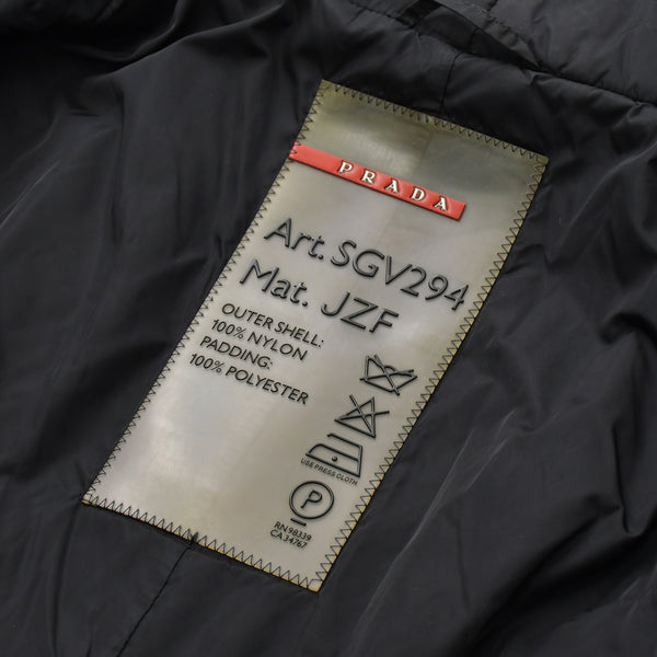 PRADA SPORT プラダスポーツ アーカイブ中綿ナイロンコート SGV294 リネアロッサ 46サイズ ブラック アウター ブロンズ金具 美品 中古 4a006910