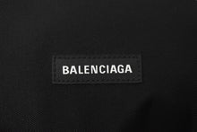 Load image into Gallery viewer, 極美品 BALENCIAGA バレンシアガ エクスプローラードローストリングバッグ リュックサック 552850 ブラック 美品 中古 4c069308