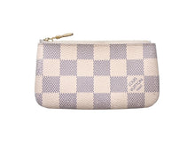 画像をギャラリービューアに読み込む, LOUIS VUITTON ルイヴィトン ポシェットクレ コインケース N62659 ダミエアズールキャンバス ホワイト グレー ゴールド 4c069320