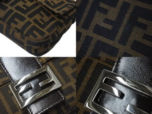 画像をギャラリービューアに読み込む, FENDI フェンディ マンマバケット ワンショルダーバッグ ズッカ柄 コットンキャンバス レザー シルバー金具 ブラウン 美品 中古 4c069398