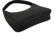 画像をギャラリービューアに読み込む, 極美品 PRADA プラダ プラダスポーツ ワンショルダーバッグ ウール ナイロンキャンバス チャコール ブラック シルバー金具 中古 4b006941