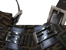 画像をギャラリービューアに読み込む, FENDI フェンディ マンマバケット ワンショルダーバッグ ズッカ柄 コットンキャンバス レザー シルバー金具 美品 中古 4c069440