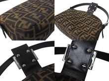 画像をギャラリービューアに読み込む, FENDI フェンディ マンマバケット ワンショルダーバッグ ズッカ柄 コットンキャンバス レザー シルバー金具 美品 中古 4c069440