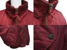 画像をギャラリービューアに読み込む, Häagen-Dazs ハーゲンダッツ スタッフジャケット MA-1 ナイロン ポリエステル アクリル レッド ゴールド 美品 中古 4c069479