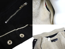 画像をギャラリービューアに読み込む, 新品未使用 CHROME HEARTS クロムハーツ デニムボアジャケット サイズXL ムートンライナー ダガージップ クロスボール ラムレザー 中古 4c069566