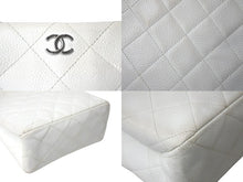 画像をギャラリービューアに読み込む, CHANEL シャネル マトラッセ チェーンショルダーバッグ ココマーク 6番台 キャビアスキン ホワイト ゴールド 美品 中古 4c069754