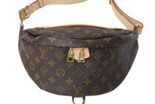 画像をギャラリービューアに読み込む, 極美品 LOUIS VUITTON ルイヴィトン ボディバッグ M43644 バムバッグ ブラウン モノグラムキャンバス 中古 4c069582