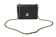 画像をギャラリービューアに読み込む, CHANEL シャネル ミニマトラッセ チェーンショルダーバッグ 1番台 ラムスキン ブラック ゴールド金具 美品 中古 4c069618