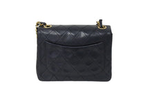 画像をギャラリービューアに読み込む, CHANEL シャネル ミニマトラッセ チェーンショルダーバッグ 1番台 ラムスキン ブラック ゴールド金具 美品 中古 4c069618