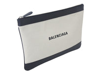 Load image into Gallery viewer, BALENCIAGA バレンシアガ クラッチバッグ ロゴ 568024 イタリア製 キャンバス レザー ホワイト ブラック シルバー金具 美品 中古 4c068620