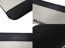 Load image into Gallery viewer, BALENCIAGA バレンシアガ クラッチバッグ ロゴ 568024 イタリア製 キャンバス レザー ホワイト ブラック シルバー金具 美品 中古 4c068620