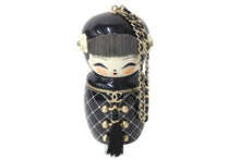 画像をギャラリービューアに読み込む, 博物館級 新品同様 CHANEL シャネル ハンドバッグ マトリョーシカ 12番台 上海限定 ブラック ゴールド金具 中古 4c069622