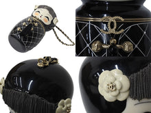 画像をギャラリービューアに読み込む, 博物館級 新品同様 CHANEL シャネル ハンドバッグ マトリョーシカ 12番台 上海限定 ブラック ゴールド金具 中古 4c069622