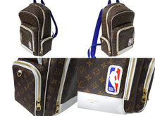 Load image into Gallery viewer, 新品同様 LOUISVUITTON ルイヴィトン NBA バックパック リュックサック ブルー ホワイト ブラウン M45581 ゴールド金具 中古 4c069758