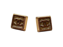 画像をギャラリービューアに読み込む, CHANEL シャネル ココマーク スクエア ピアス 重量約7g 03P刻印 GP メタル レジン ゴールド 両耳用 美品 中古 4b006978