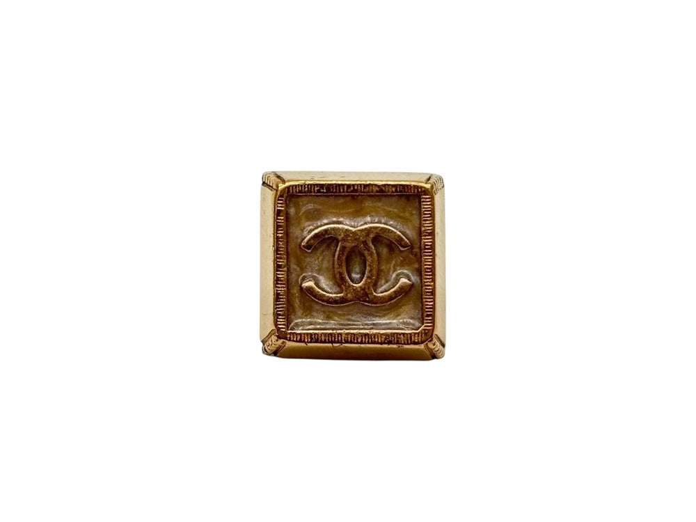 CHANEL シャネル ココマーク スクエア ピアス 重量約7g 03P刻印 GP メタル レジン ゴールド 両耳用 美品 中古 4b006978