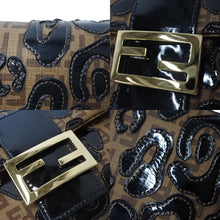 画像をギャラリービューアに読み込む, FENDI フェンディ マンマバケット ワンショルダーバッグ 8BR001 ズッキーノ柄 レオパード刺繍 PVC エナメルレザー ゴールド金具 美品 中古 4c069814
