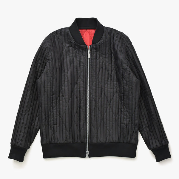 極美品 HOMME PLISSE ISSEY MIYAKE オム プリッセ イッセイ ミヤケ パデッド プリーツ ブルゾン HP73FC011 ブラック レッド 3サイズ アウター 中古 4a007066