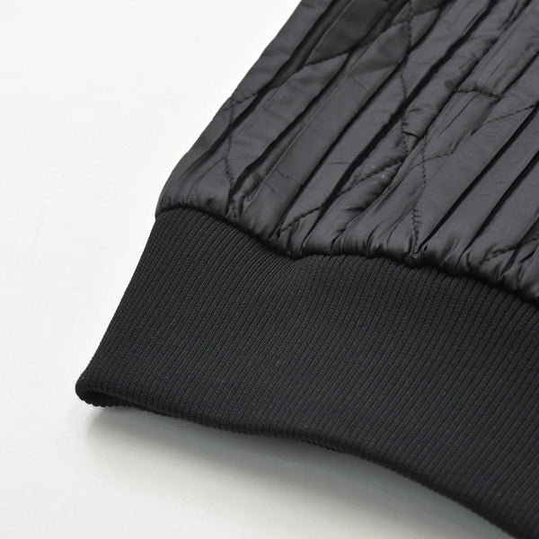 極美品 HOMME PLISSE ISSEY MIYAKE オム プリッセ イッセイ ミヤケ パデッド プリーツ ブルゾン HP73FC011 ブラック レッド 3サイズ アウター 中古 4a007066