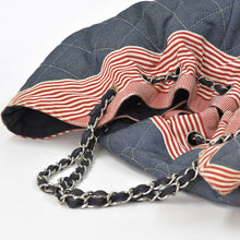 Load image into Gallery viewer, CHANEL シャネル ココカバスGM チェーントートバッグ A46887 13番台 ココマーク デニム キャンバス ストライプ シルバー金具 美品 中古 4b007857