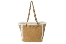 画像をギャラリービューアに読み込む, 極美品 CHANEL シャネル マトラッセ チェーントートバッグ 26番台 ムートン レザー ブラウン ホワイト マットゴールド金具 中古 4c071183