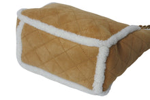 画像をギャラリービューアに読み込む, 極美品 CHANEL シャネル マトラッセ チェーントートバッグ 26番台 ムートン レザー ブラウン ホワイト マットゴールド金具 中古 4c071183