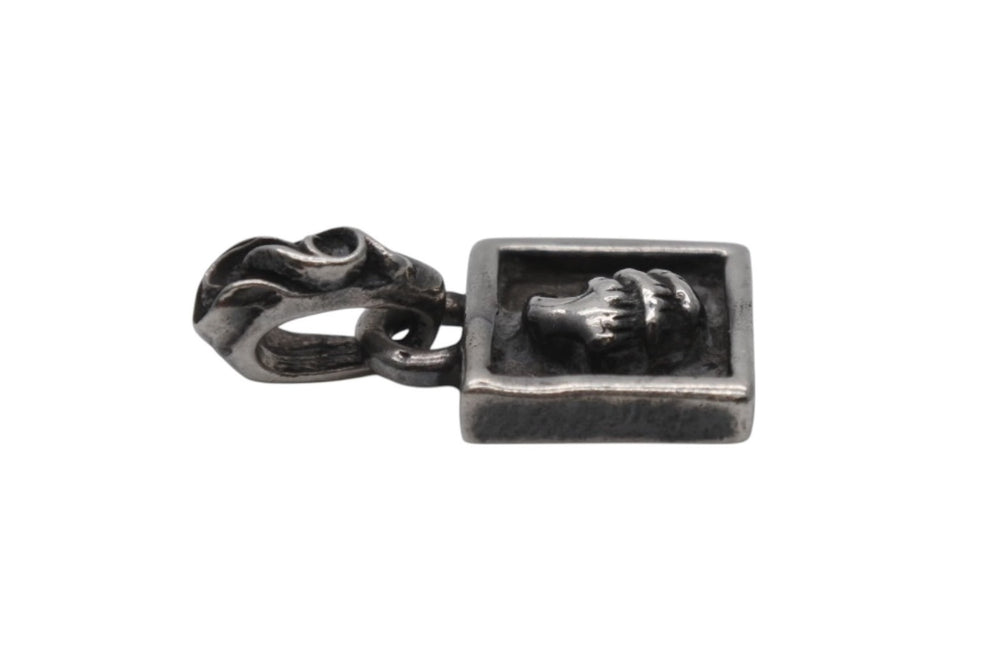CHROME HEARTS Framed Claw Charm Pendant Top Weight 4.6g Silver 925 1998 Engraved Good Condition Used 4b007262