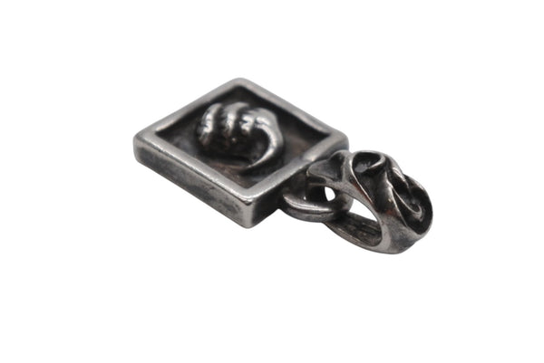 CHROME HEARTS クロムハーツ フレームド クロー チャーム ペンダントトップ 重量4.6g シルバ−925 1998 刻印 美品 中古 4b007262