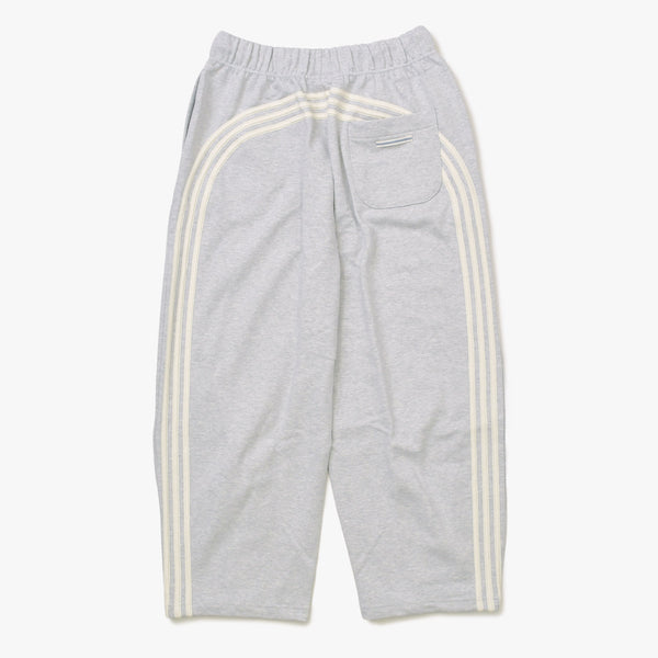 新品未使用 ADIDAS アディダス x BAD BUNNY バッドバニー クルーネック フーデッドバラクラバ スウェットシャツ KF1798 サイズM 中古 4a007475