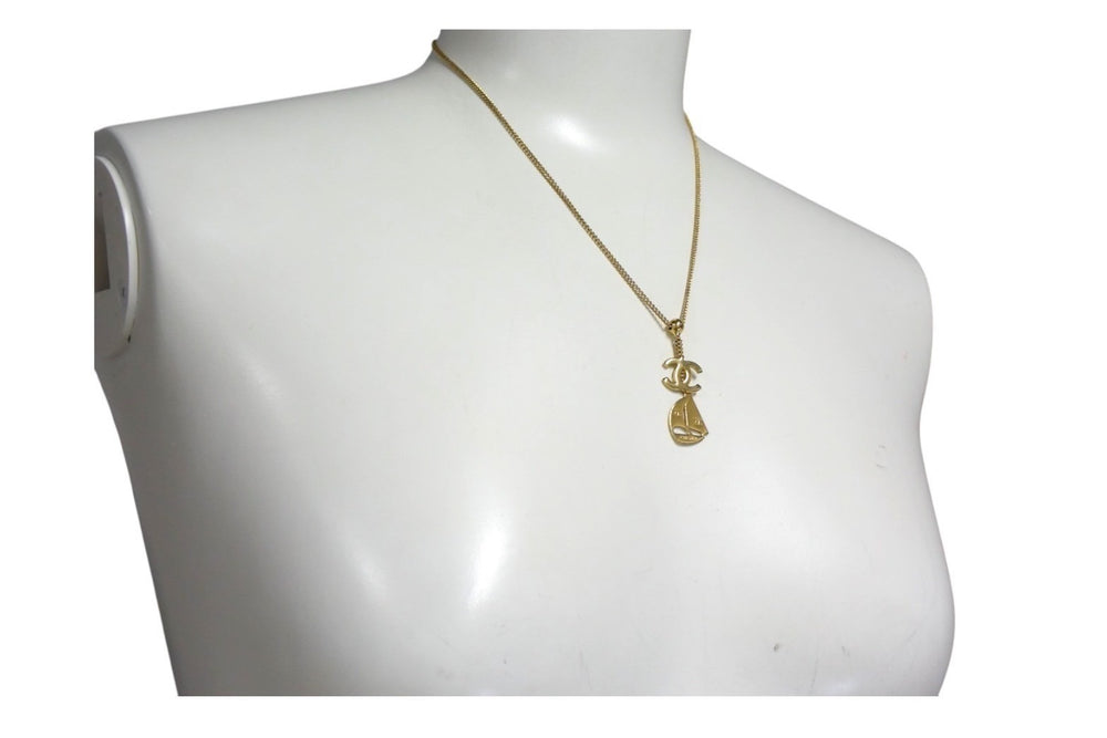 CHANEL Cocomark Logo Yacht Necklace Accessory 02S GP Made in Italy Gold Good Condition Used 4c075487