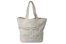 Load image into Gallery viewer, 極美品 CHANEL シャネル トートバッグ ビーチタオル ポーチ 3点セット ココマーク パイル コットン アイボリー 中古 4c075559