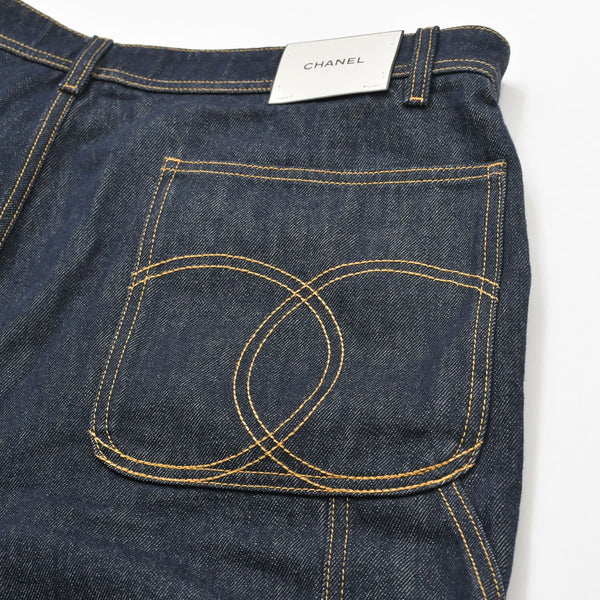新品同様品 CHANEL シャネル パンツ デニムパンツ ダークブルー シルバー金具 CCロゴステッチ サイズ48 P83474V75288 中古 4a007566
