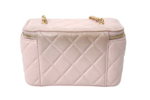 Load image into Gallery viewer, CHANEL シャネル マトラッセ バニティチェーンショルダーバッグ ランダム番台 ラムスキン ピンク ゴールド金具 美品 中古 4c076210