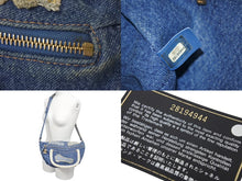 Load image into Gallery viewer, CHANEL シャネル デニムウエストポーチ ココチャーム ココマーク 28番台 インディゴブルー ゴールド金具 美品 中古 4c076229