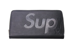 LOUIS VUITTON SUPREME M67723 Epi Collaboration Zippy Organizer Black Good Condition Used 4c076280