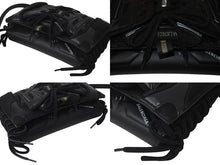 画像をギャラリービューアに読み込む, BALENCIAGA バレンシアガ スニーカーヘッドフォンホルダー ショルダーバッグ ファブリック ブラック 美品 中古 4c076301